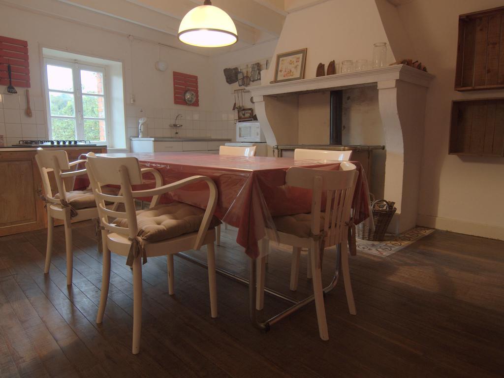 Spacious Holiday Home Near The Forest Barricourt ภายนอก รูปภาพ